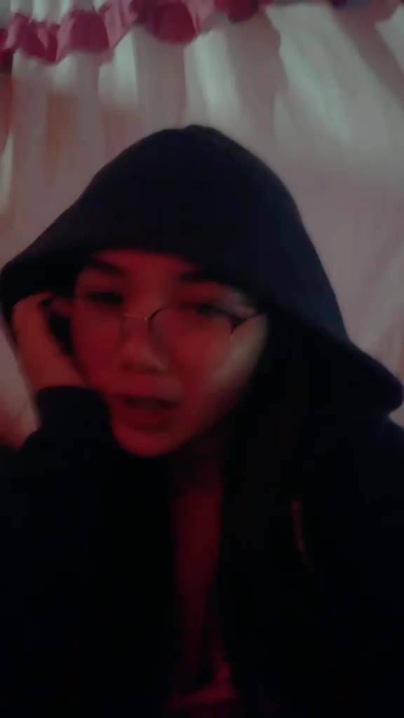 @ch&euml;rryont&ouml;p
