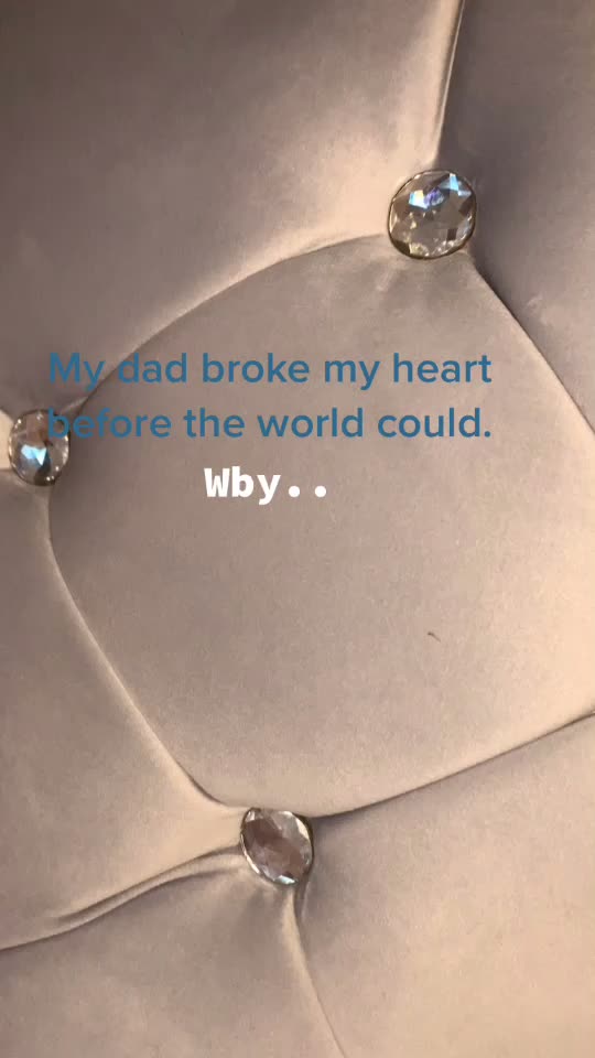 @🥲