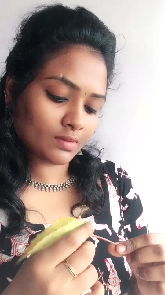 @சுஷ்மித்தா