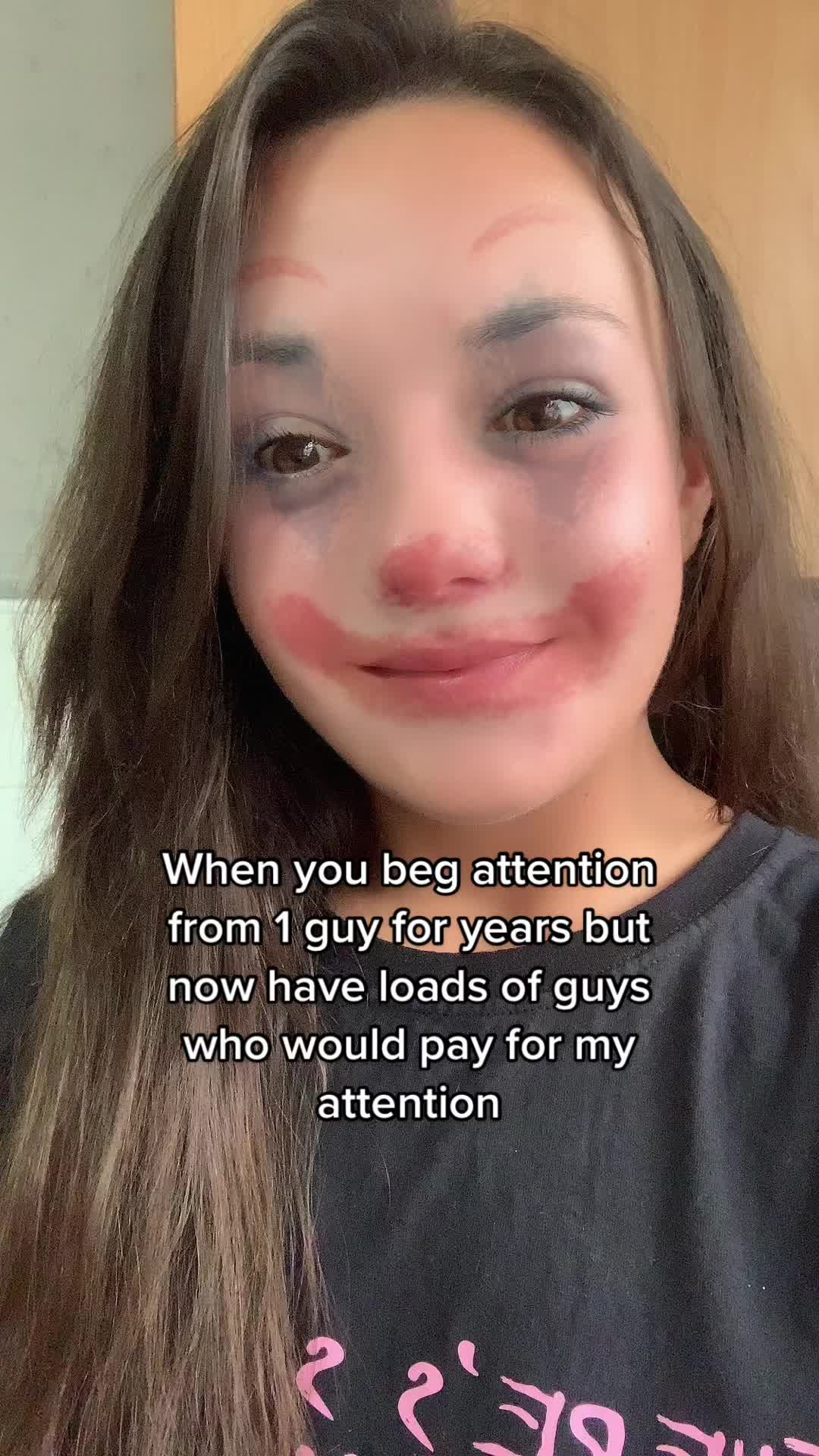 @DeLulu