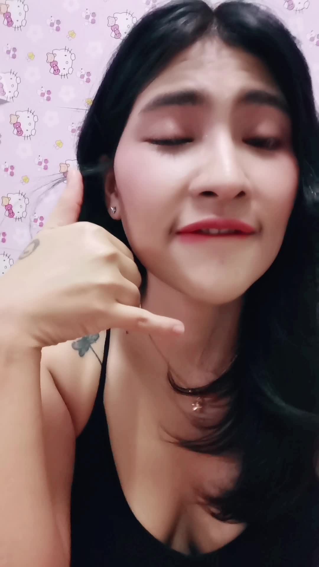 @แมลง ปอ