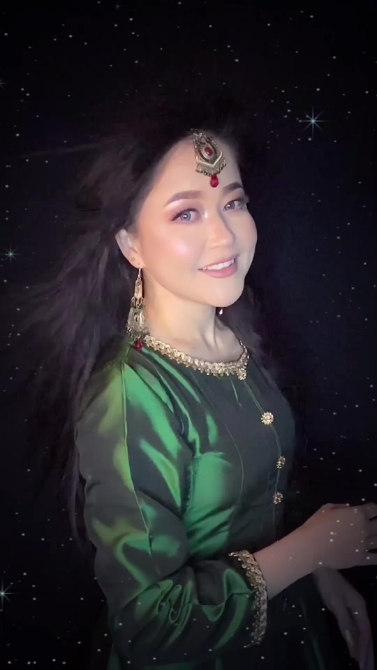@Zeba Noori Official