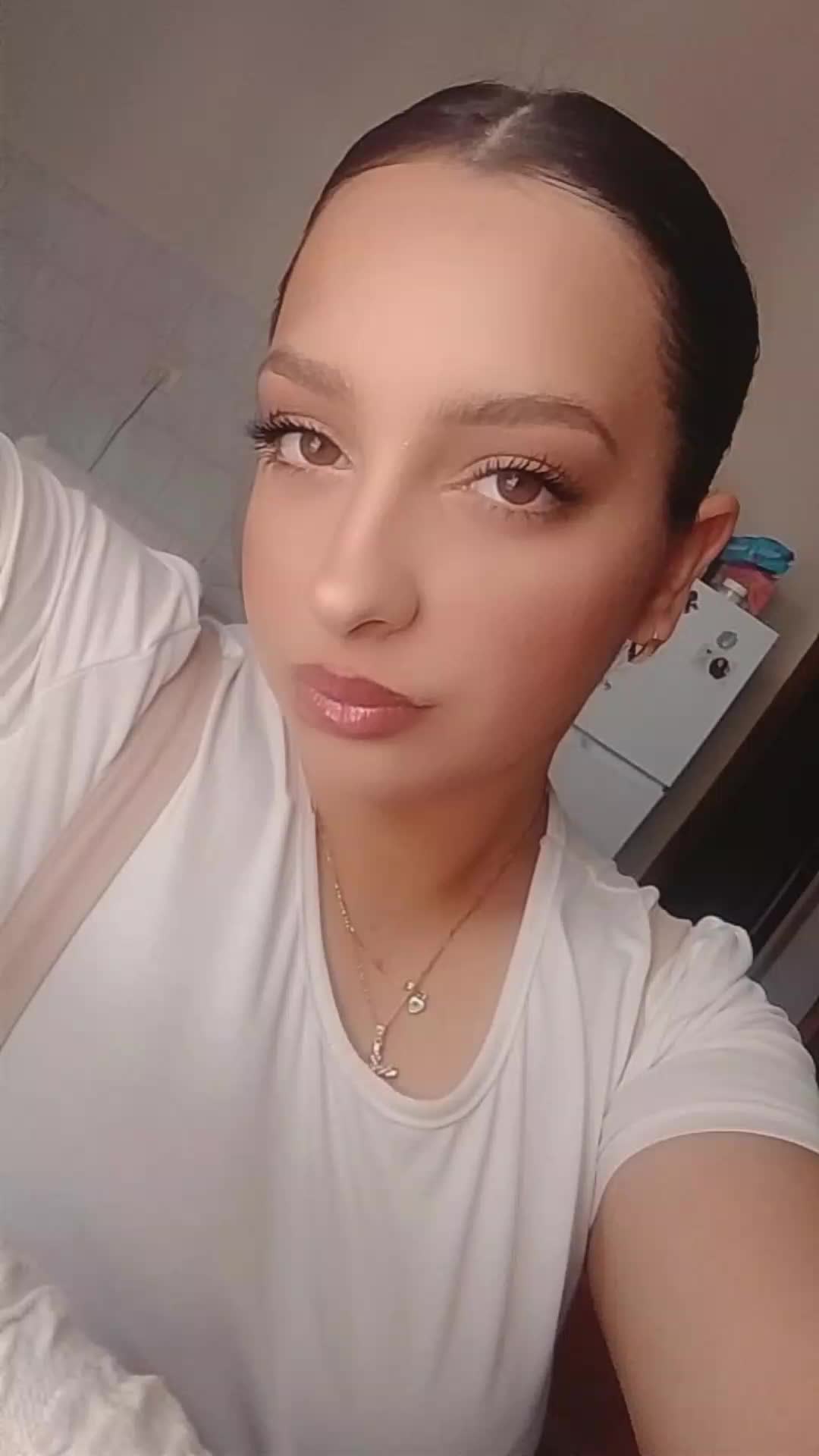 @_romeova._