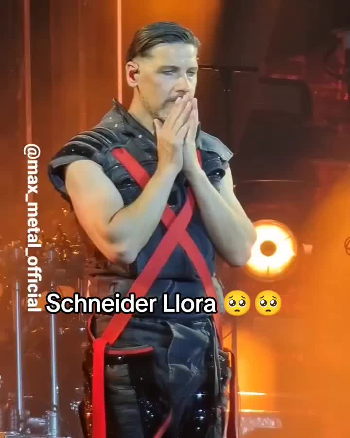 @RammLove 🖤❤️
