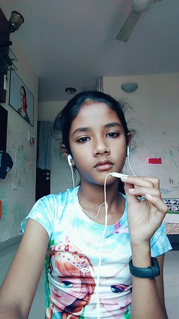 @Priyanka🤓🤓💩🙀