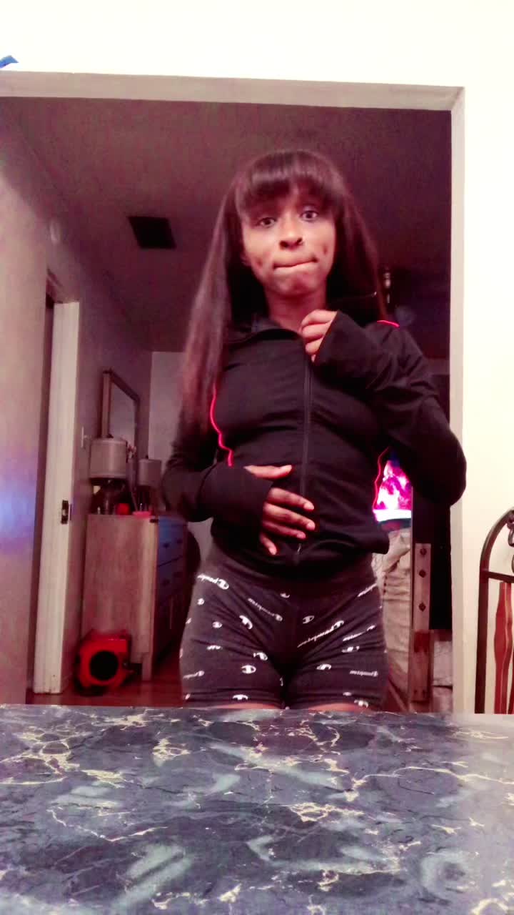 @Brenaagurlll