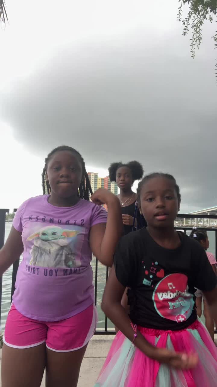 @Quel & Mani