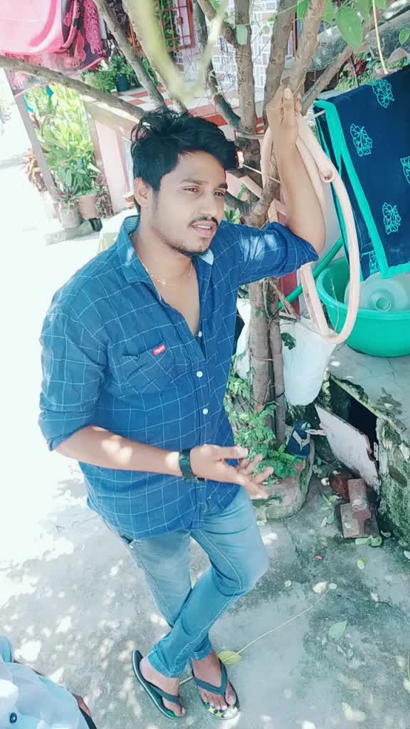 @Ganesh Maaya