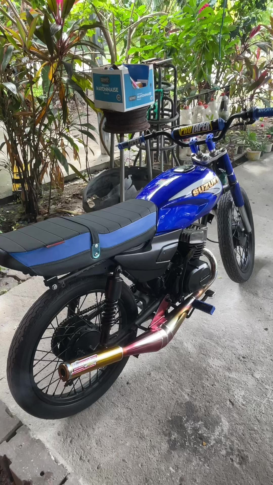 @AX100 Garage🐝💨