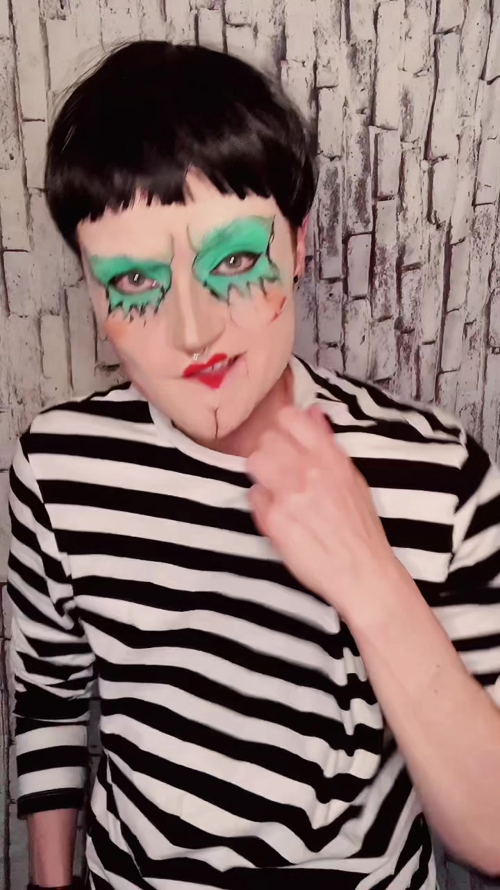 @muddaub