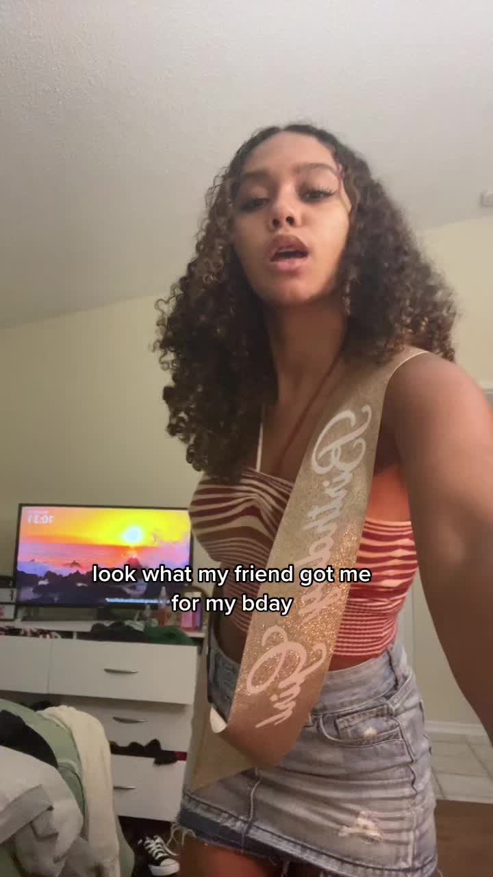 @___