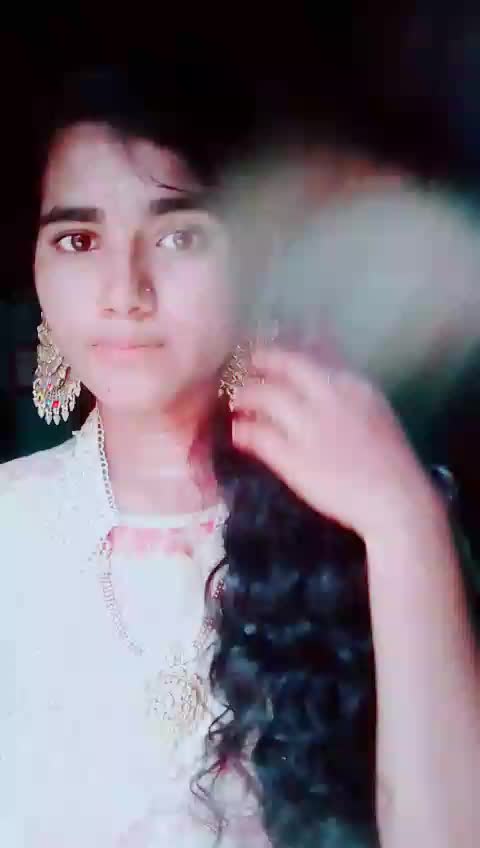@@single..  ponnu...