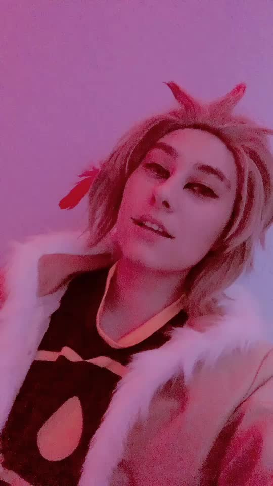 @Hawksboi