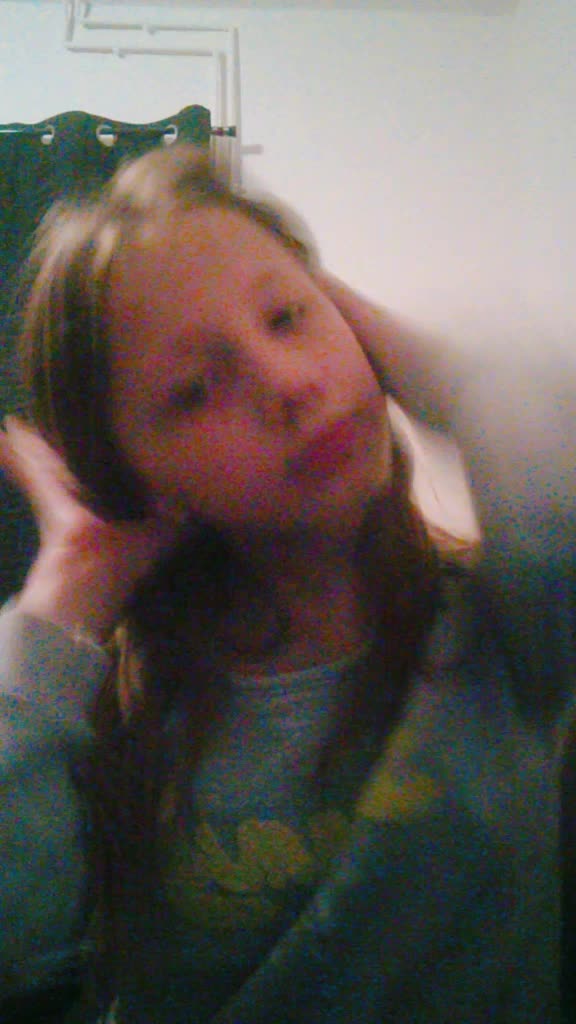 @Mélody_noob