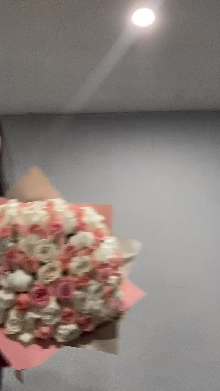 @𝒮
