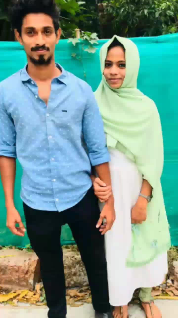 @๐SAKEERAMEENA๐