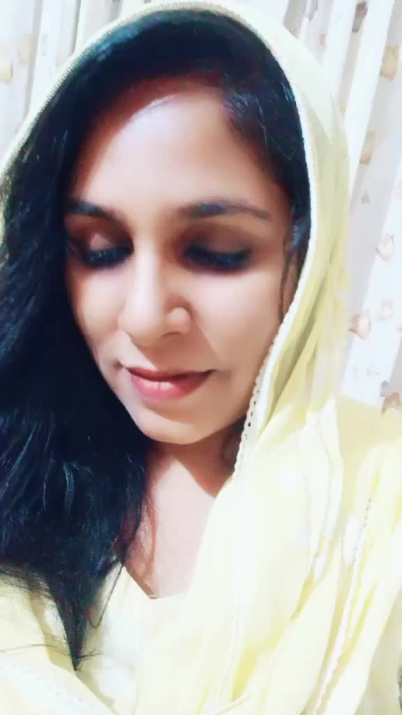 @Darshiii