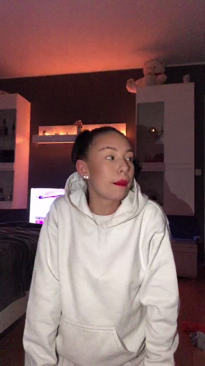 @Die.maes