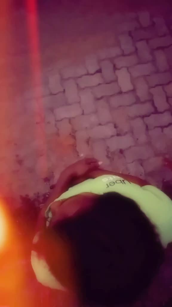 @ഒറ്റപ്പെട്ടവൾ