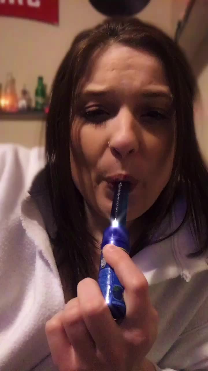 @_kabraaa