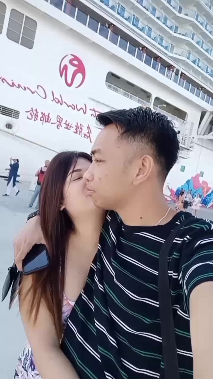 @M.M