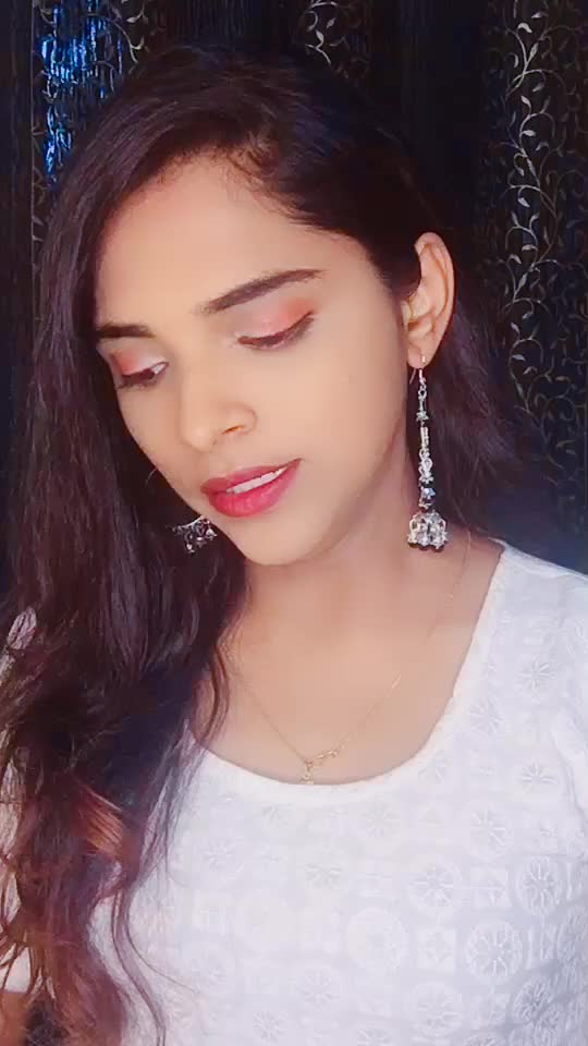 @Yutika Kudtarkar👑
