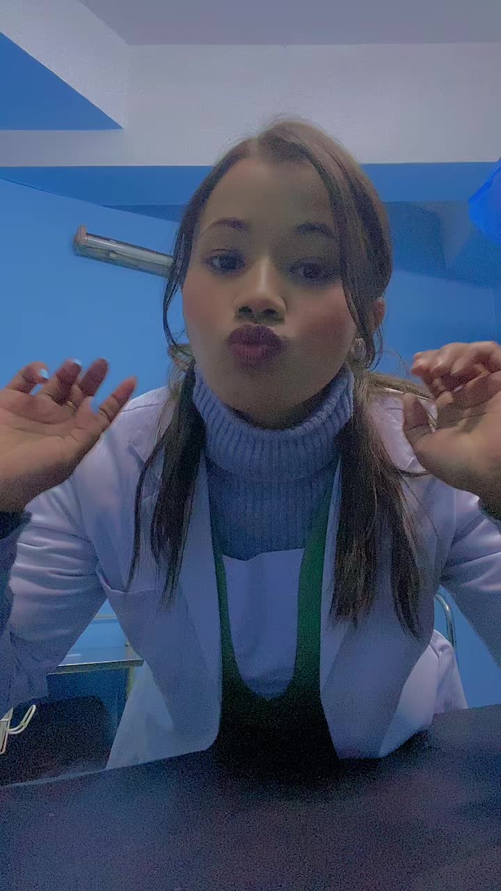 @Janu🧿❤️🩹