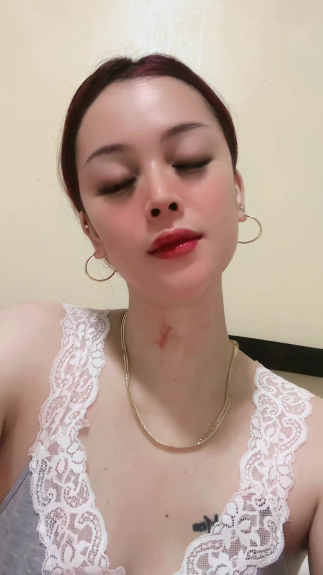 @Keysa De mesa 🥀