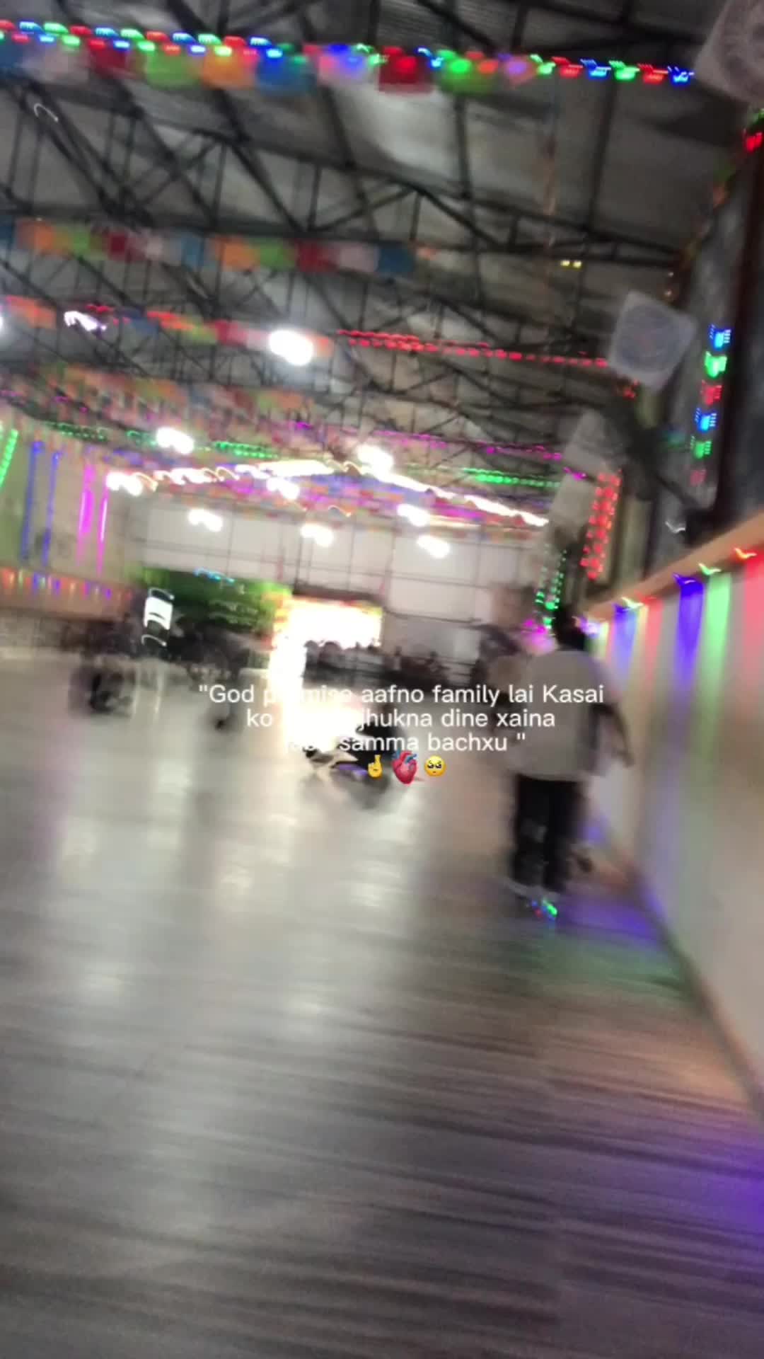 @👻