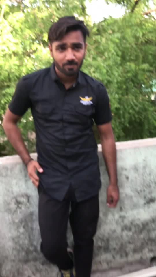 @mr_aaryan_22