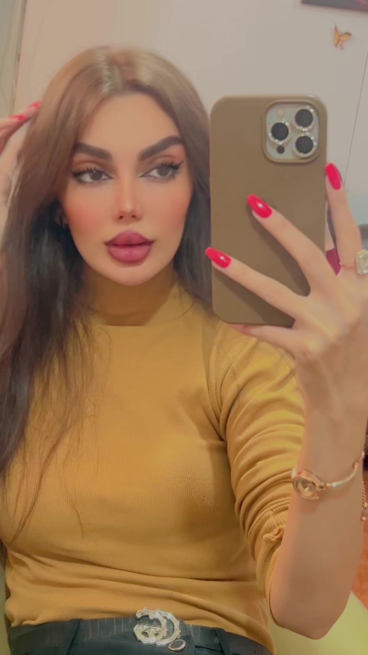 @Elaaaa_guzlu