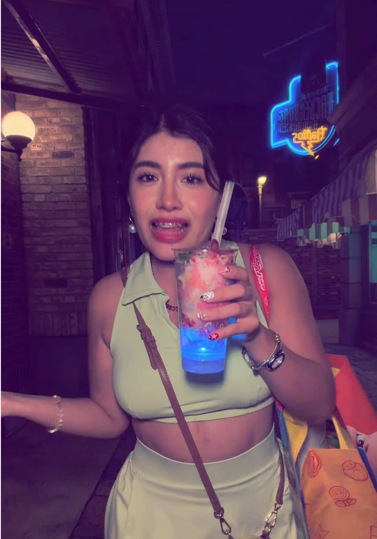 @Mandys🍒🪩🙂↕️✨