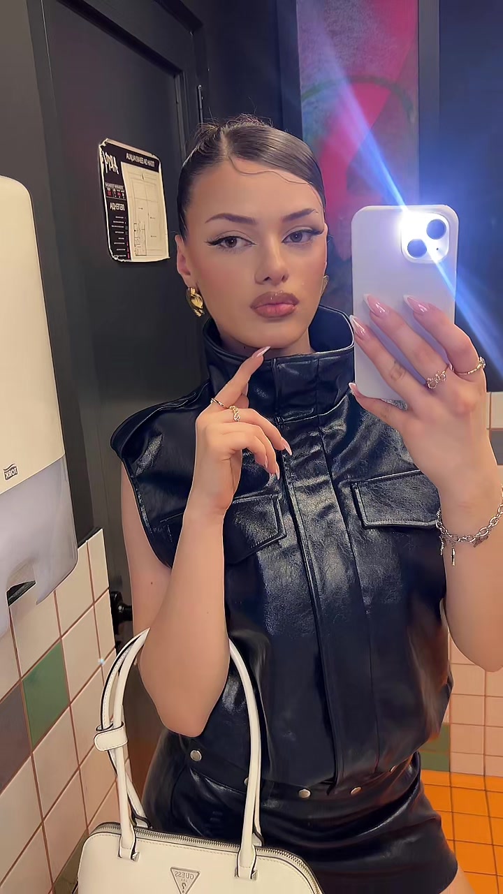 @angelovaaa