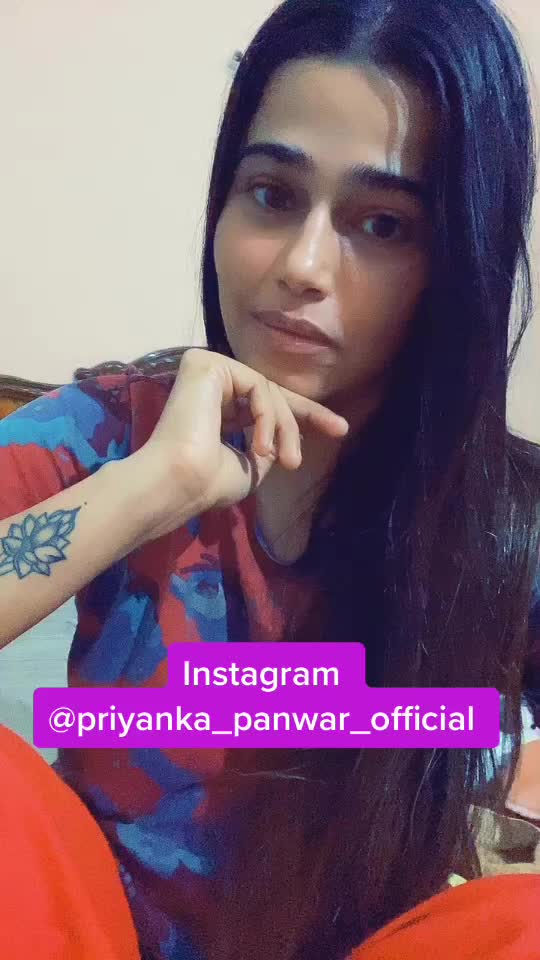 @PRIYANKA💫