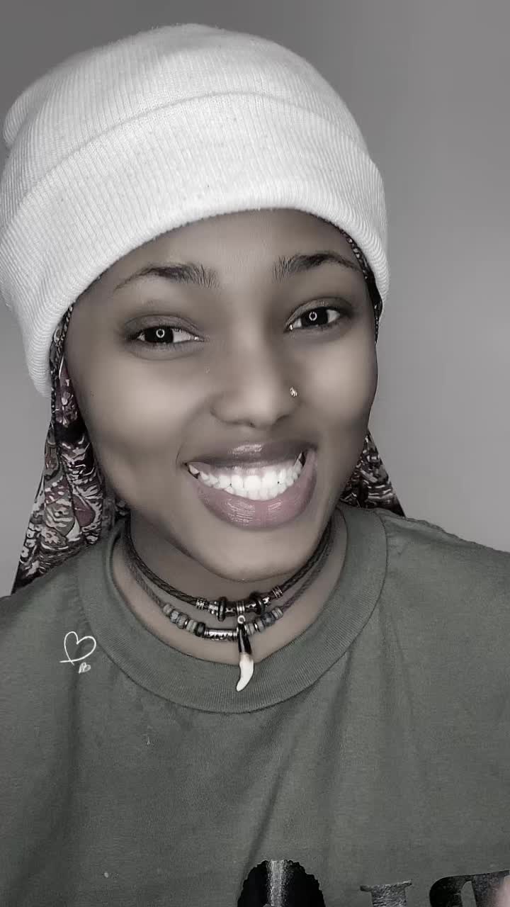 @IYZ QUEEN 💍🦋❤️🩷