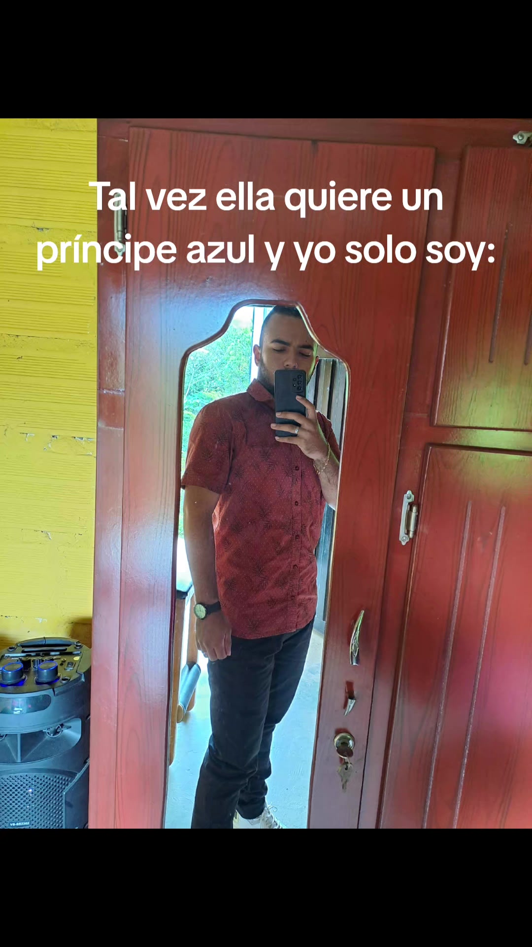 @Gómez
