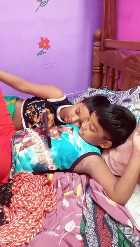 @Anusiya D
