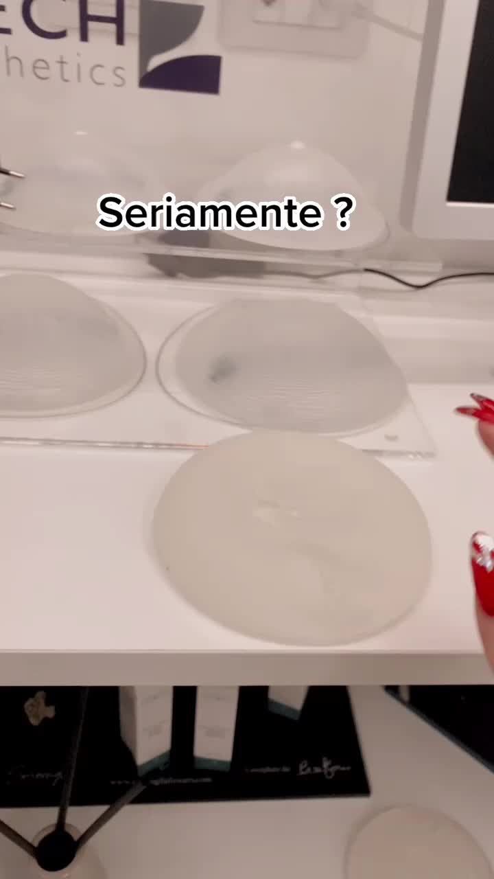 @Asia Valente