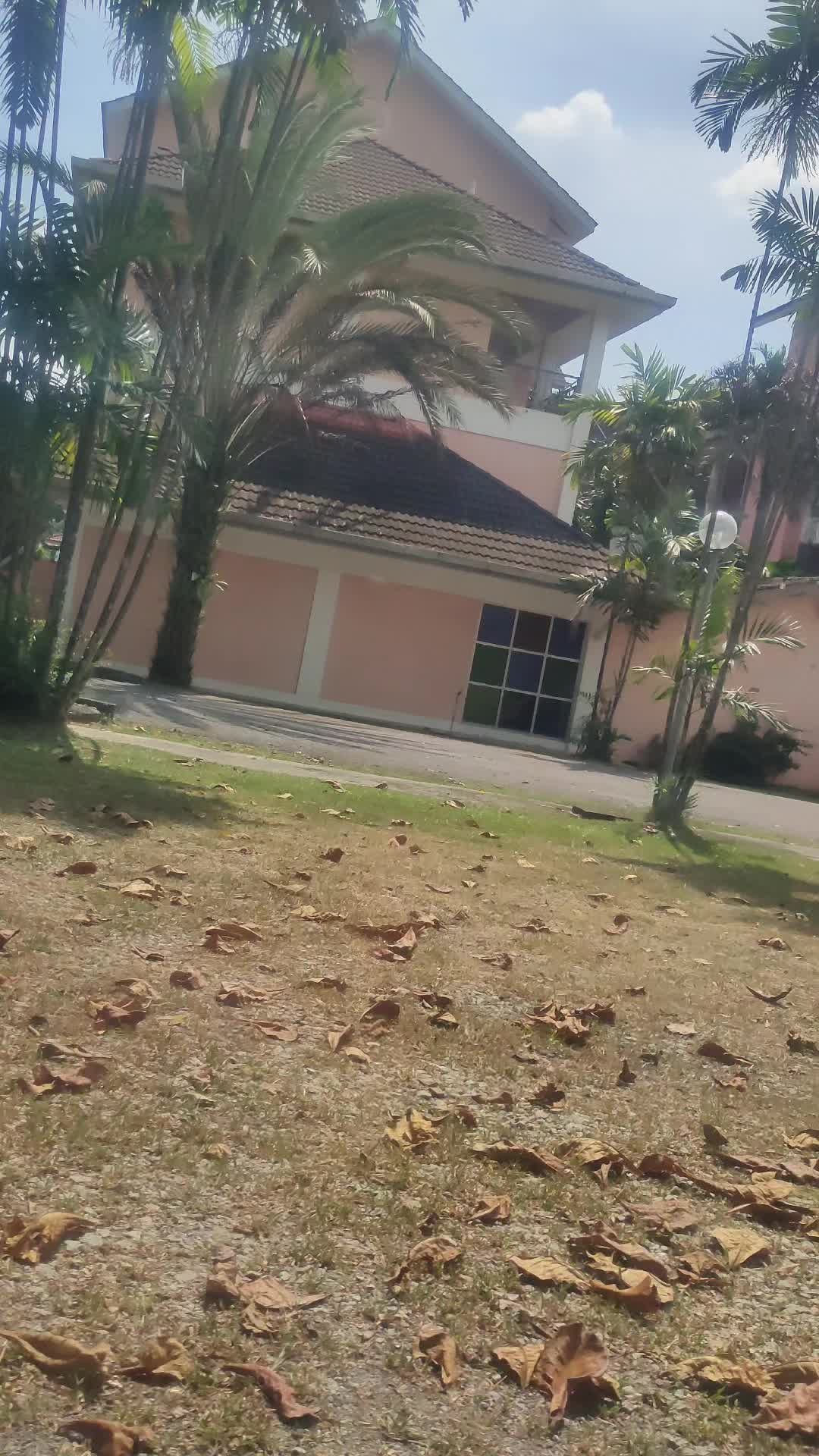 @Fatimahyusof64