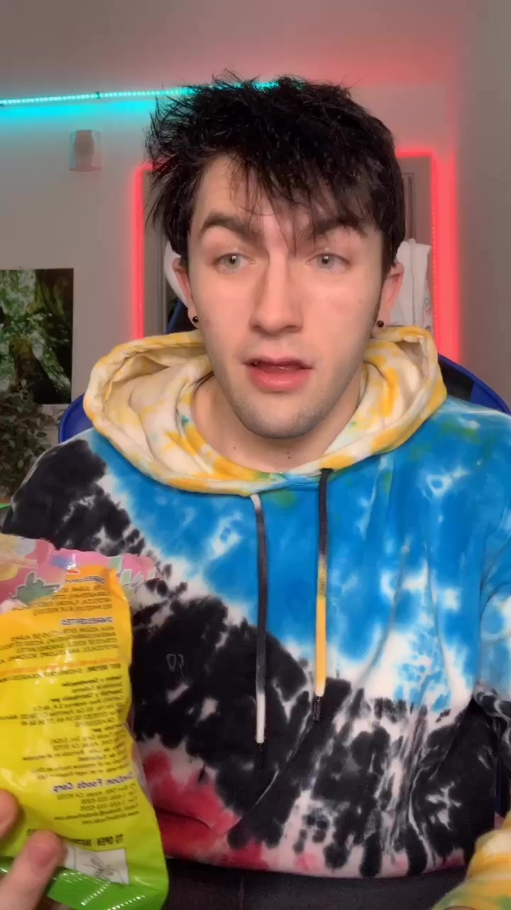 @Jaden🧛🏻♂️
