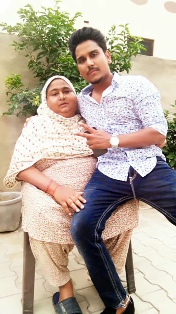 @Vaneet Khan