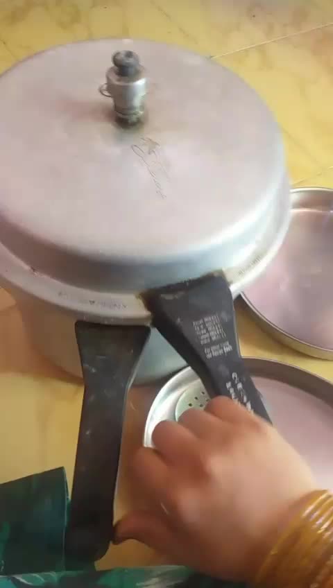 @Selvi Elangomani