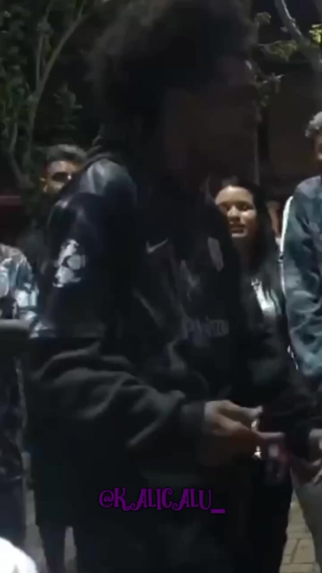 @Famoso rima fácil