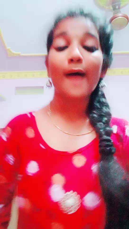 @geethu- selfie33