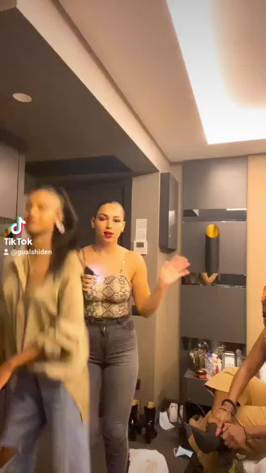 @WinnieTheBoo😜