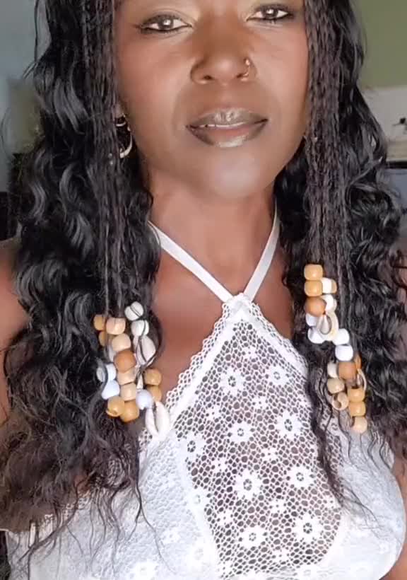 @Nefertiti.Sabrileo