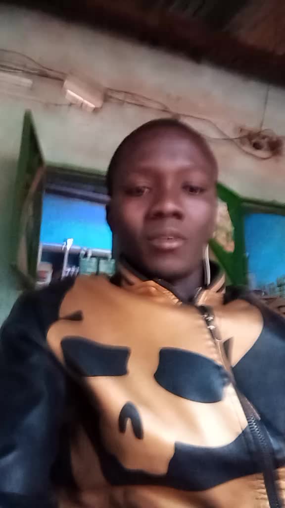 @moumounousere