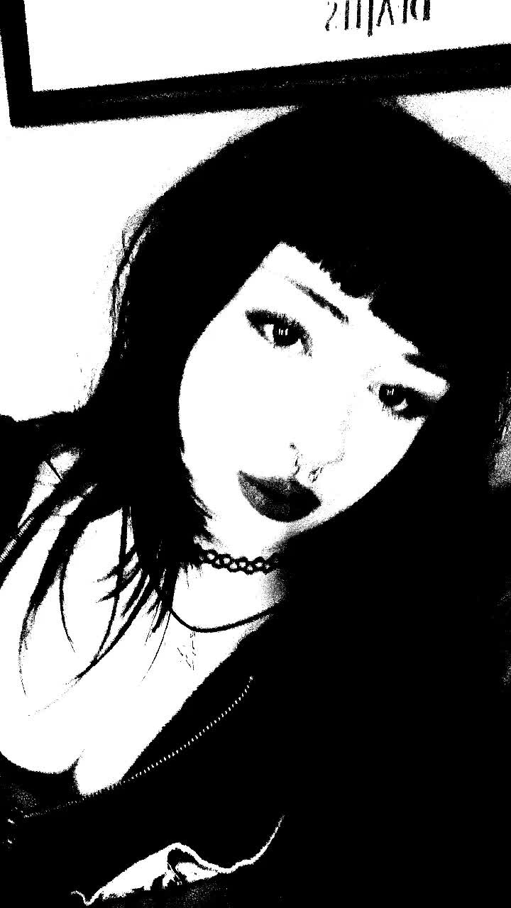 @✧･ﾟ: *✧･ﾟ:*