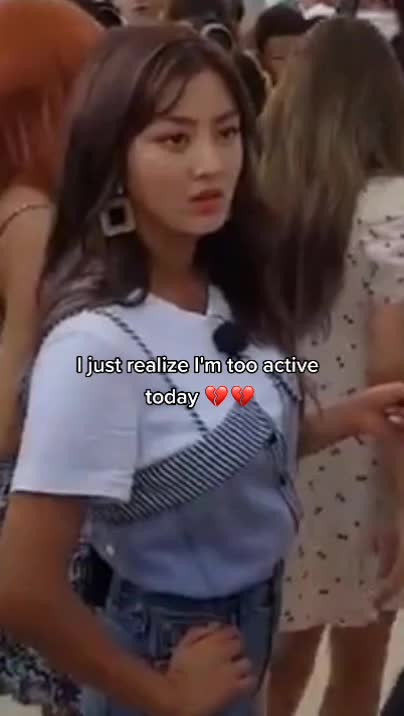 @momhyo