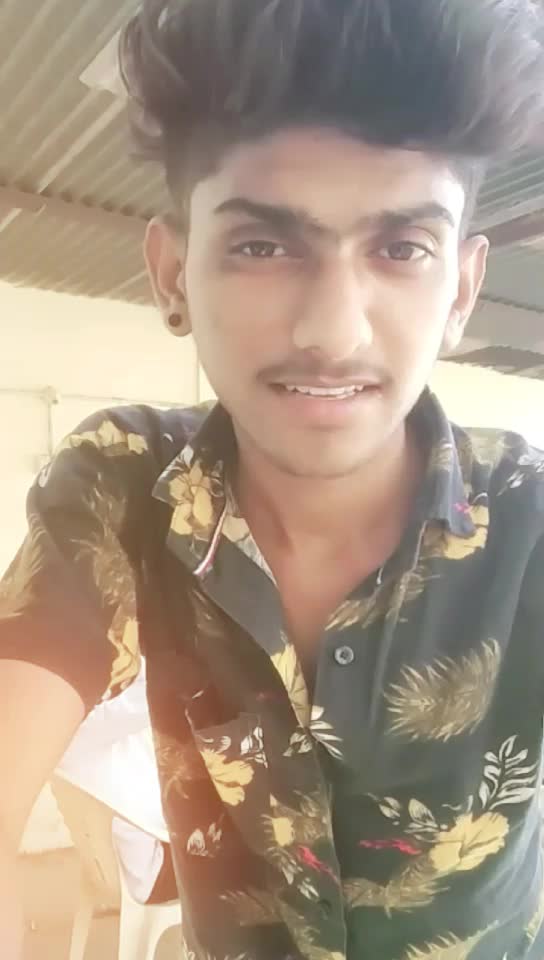 @😎ठाकुर___सा😎🔥